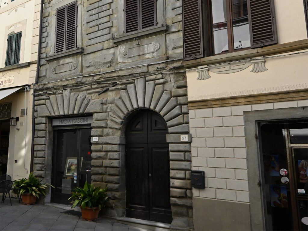 Palazzo Tavernesi